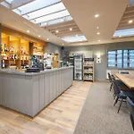 The Flamingo With Hot Tub York